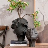 Matte antracietgrijze keramische vaas, organisch gerimpeld, voor gedroogde bloemen, fruit, Wabi-Sabi decoratie voor moderne woonkamer