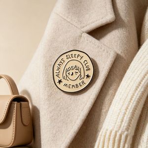 เข็มกลัดรูปแมลงโลหะเคลือบสีสันสวยงาม ดีไซน์เรียบง่าย คลับ Always Sleepy Club ของขวัญเครื่องประดับติดกระเป๋าหรือเสื้อ - Product Image 6