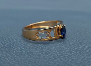Bague de luxe en or avec saphir bleu pour homme, pierre précieuse de taille ovale, bande gravée par un designer, bijoux fins, cadeau - Product Image 3