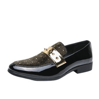Chaussures habillées en cuir pour hommes, style italien, nouvelle mode, vente chaude, décontractées et professionnelles, grande taille, à bout pointu, collection 2026