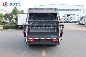 Camion de collecte des ordures pour les travaux d'assainissement urbain - Product Image 3