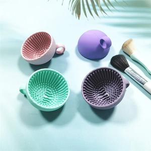 <b>Makeup</b> Brush Cleaner Folding Powder Puff Cleaning Bowl Eyeshadow Brushes Wash Clean Mat Beauty Tools Soft Silicone Scrubber <b>Box</b> - Product Image 2