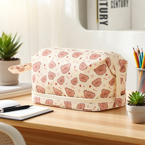 Sac de maquillage portable imperméable de haute qualité, simple, mignon, en polyester, pour un usage quotidien - Product Image 1