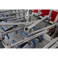 Machine de laminage à colle froide pour persiennes en PVC Anda, machine de laminage de profilés en PVC