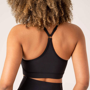 Ropa Deportiva de Alta Calidad para Gimnasio y Yoga, Sujetador Deportivo de Algodón Orgánico con Espalda Cruzada y Costuras en Contraste, con Relleno para Mujer - Product Image 2