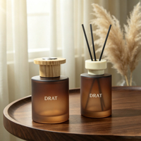 Bouteille diffuseur de parfum en verre ambré mat givré de luxe avec bouchon en bois, cylindre vide pour huiles essentielles et arômes, 50-180 ml