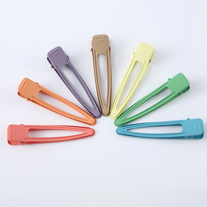 Pinza para el pelo de metal con diseño de pico de pato, acabado en pintura horneada, para uso diario femenino S0626 - Product Image 3