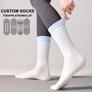 Chaussettes de compression sans couture à logo personnalisé pour la cheville, antidérapantes, pour le Pilates, le yoga, le trampoline, la barre et usage décontracté - Product Image 2