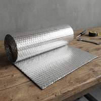 Feuille d'isolation en aluminium à double face écologique avec bulles d'air, matériau d'isolation pour toiture, entrepôt, camion, conteneur