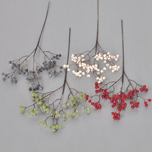 Ramas de Bayas Artificiales Color Arándano, Flores de Seda para Decoración de Jarrones - Product Image 3
