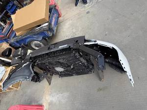 Conjunto de parachoques delantero original de <span class=keywords><strong>segunda</strong></span> <span class=keywords><strong>mano</strong></span> con marco de tanque de agua de ventilador electrónico <span class=keywords><strong>Tiguan</strong></span> L adecuado para Volkswagen - Product Image 5