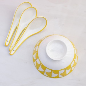 Customized Wholesale European Luxury Porcelain Dinner Set with Bone China Bowls and Spoons - Product Image 4
