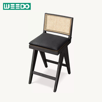 Combinaisons table et chaises en chêne massif pour restaurants, usage intensif, vendues directement d'usine à prix compétitifs.