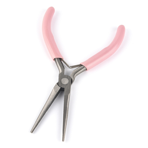Pince à ongles professionnelle rose en acier inoxydable de 4,5 pouces pour extension et façonnage des ongles, pince à épiler pour manucure en salon et soin des doigts - Product Image 1