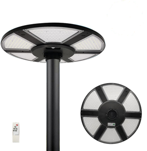 Lámpara Solar para Exteriores UFO de 800W, IP65, 960 LED, Batería de Alta Capacidad de 30000mAh, Control Remoto y Sensor de Movimiento, Lámpara de Jardín - Product Image 1