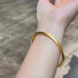 18k <span class=keywords><strong>Jin</strong></span> Gu Fa San Sheng III Vererbung Classic Frosted Simple Exquisite Elegante Ring Armband Au750 Wasser <span class=keywords><strong>Bei</strong></span> Großhandel - Product Image 3