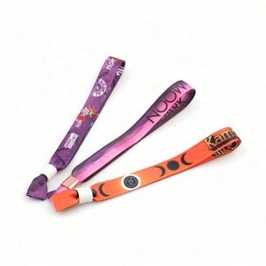 Bracelets en tissu personnalisés par sublimation avec fermoir en plastique, style sport et mode, pour fêtes - Product Image 1