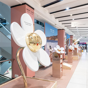 CS071 Oversized <b>Kettlebell</b> Frp Statue Custom Art Sculpture For Gym Entrance Fitness Studio Decor Commercial Space Outdoor - Product Image 2