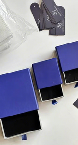 Boîte rigide bleu marine avec logo en estampage à chaud pour emballage de bijoux, montres et lunettes, design gratuit - Product Image 6