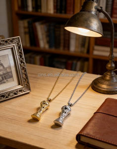 Collar con Colgante de Cobre Copa Hércules 2026, Moderno y Único, con Baño de Oro de 18k, Regalo Conmemorativo para Fanáticos del Fútbol - Product Image 6