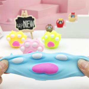 Juguete Blandito de Pata de Gato, Pelota Antiestrés de Rebote Lento, Juguete Sensorial Suave para Niños y Adultos - Product Image 3