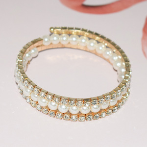 <span class=keywords><strong>Pulsera</strong></span> multicapa de <span class=keywords><strong>perlas</strong></span> de 6mm con diamantes de imitación para boda, <span class=keywords><strong>pulsera</strong></span> de <span class=keywords><strong>perlas</strong></span>, <span class=keywords><strong>pulsera</strong></span> de diamantes de imitación para venta al por mayor N241002 - Product Image 1