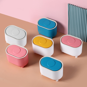 New Car Accessories Plastic Mini Rubbish Cans with Lid Automobile Waste Dust Bucket Garbage Bin Car Trash Can