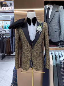 Traje de esmoquin <span class=keywords><strong>formal</strong></span> Burdeos Traje de <span class=keywords><strong>boda</strong></span> <span class=keywords><strong>para</strong></span> <span class=keywords><strong>hombre</strong></span> con cuello de terciopelo y diseño de flores - Product Image 3