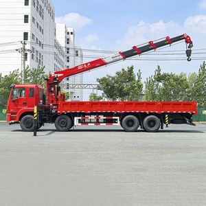 Grue télescopique hydraulique montée sur camion Dongfeng de 14 tonnes avec cabine complète pour le levage et le transport de charges lourdes - Product Image 2