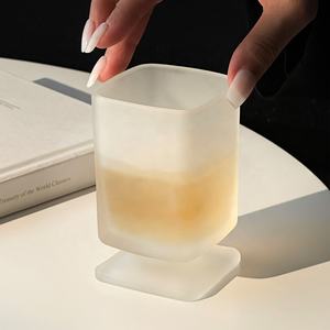 Verres à vin carrés blancs givrés personnalisés avec logo, design unique pour <span class=keywords><strong>mariage</strong></span> et bureau, verres à vin de saveur unique - Product Image 4