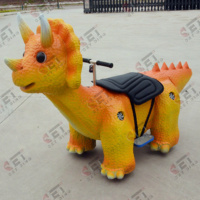 Équipement pour dinosaures Animatronic Voiture pour enfants en voiture sur dinosaures en voiture