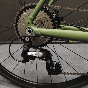 Bicicleta <span class=keywords><strong>de</strong></span> <span class=keywords><strong>Carretera</strong></span> y <span class=keywords><strong>Gravel</strong></span> RACTER Trailblazer <span class=keywords><strong>con</strong></span> Eje Pasante, Frenos <span class=keywords><strong>de</strong></span> Disco, Manillar Curvo, Bicicleta Melon <span class=keywords><strong>de</strong></span> Velocidad Variable para Desplazamientos Todoterreno - Product Image 5