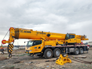 XCMG <span class=keywords><strong>Grue</strong></span> mobile officielle QY100K6C d'occasion <span class=keywords><strong>Grue</strong></span> de camion de 100 tonnes de haute qualité - Product Image 2