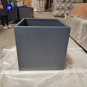Fioriere in Alluminio Resistenti alla Ruggine per Rivenditori, Edifici Commerciali, Complessi Residenziali e Paesaggi Pubblici - Product Image 2