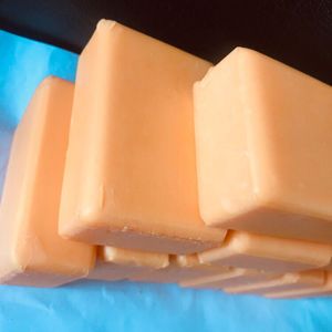 2025 nhà máy trực tiếp bán làm trắng tính chất 165 gam Kojic axit và dầu ô liu xà phòng với Me mật ong và Gluta - Product Image 4