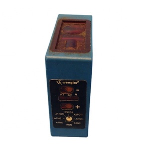 เซ็นเซอร์เลเซอร์แบบสามเหลี่ยมวัดระยะทาง Wenglor รุ่น CP70QXVT80 ทำงานร่วมกับไลน์ CMOS ความละเอียดสูง - Product Image 4