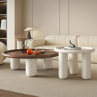 Meubles de salon au design simple Table à thé nordique élégante en bois Support de sol de luxe Table basse à dessus rond
