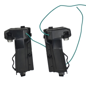 Autodragons, señal de giro LED secuencial, lámpara indicadora de espejo lateral, lente ahumada, indicador de espejo oscilante LED que fluye ámbar para <span class=keywords><strong>Q2</strong></span> Q3 - Product Image 4