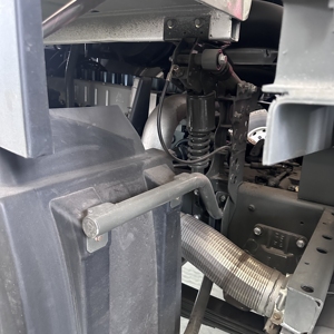 Seconda mano Sinotruk 6*4 HOWO autocarro con cassone ribaltabile 371hp Howo autocarro pesante nuovo/usato 10 ruote autocarro con cassone ribaltabile per la vendita - Product Image 6