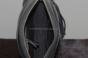 กระเป๋าถือผู้หญิงขนาดเล็กแนววินเทจสไตล์ตะวันตกเครื่องมือเครื่องหนังขนนกหวายมีซิปปิดสำหรับใช้ในชีวิตประจำวัน - Product Image 3