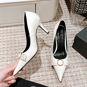 Chaussures à talons hauts de luxe pour femmes, design à bout pointu, respirantes et confortables, idéales pour l'été - Product Image 1