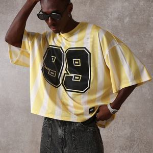 T-shirt Homme Streetwear en Maille Style Maillot de Baseball Rayé, Coupe Épaules Tombantes, Imprimé Personnalisé, Sportif Décontracté, Coupe Courte et Boxy - Product Image 3