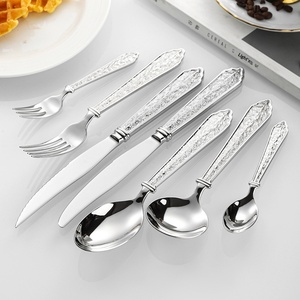 Juego de Cubiertos de Acero Inoxidable 304, Estilo Retro de Lujo Ligero, Tenedor, Cuchara y Cuchillo para Filete, Aperitivo y Platos Principales - Product Image 6