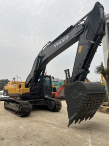 เครื่องขุด EC480 Volvo มือสองเครื่องขุดไฮดรอลิก48T สำหรับงานหนักแกนปั๊มเครื่องยนต์มือสองจากสวีเดน - Product Image 6