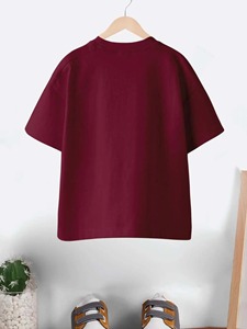 เสื้อยืดคอกลมแขนสั้นสีแดงสำหรับผู้ชาย ผ้าฝ้าย ทรงปกติ สวมใส่สบาย สีพื้น ผ้าเจอร์ซีย์ถัก - Product Image 3