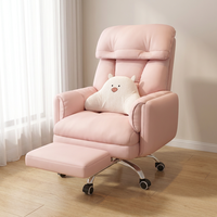 Chaise de bureau de direction en cuir de luxe avec design contemporain, dossier haut ergonomique, fonction pivotante réglable en hauteur, repose-pieds