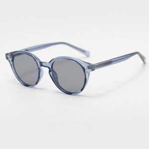 Gafas de Sol con Marco de Metal TR90 y Logotipo Personalizado, Protección UV400, Remaches en las Patillas, Gafas de Sol Unisex de Moda para Viajes al Aire Libre - Product Image 5