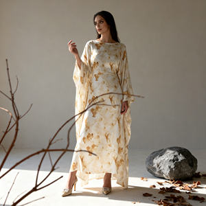 Vente en gros de robes Abaya en polyester imprimées sur mesure, élégantes et luxueuses, pour femmes musulmanes - Product Image 2