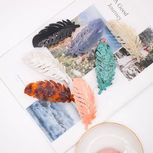 YIYI Style français <span class=keywords><strong>plume</strong></span> acrylique pinces à <span class=keywords><strong>cheveux</strong></span> feuille forme acétate grande <span class=keywords><strong>barrette</strong></span> pour les femmes - Product Image 5