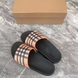 Nouvelles Sandales de Plage Antidérapantes à Carreaux pour Hommes et Femmes 2026 - Vente en Gros - Product Image 4